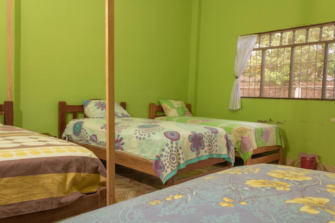 Perezoso Hostel 루레나바케 외부 사진