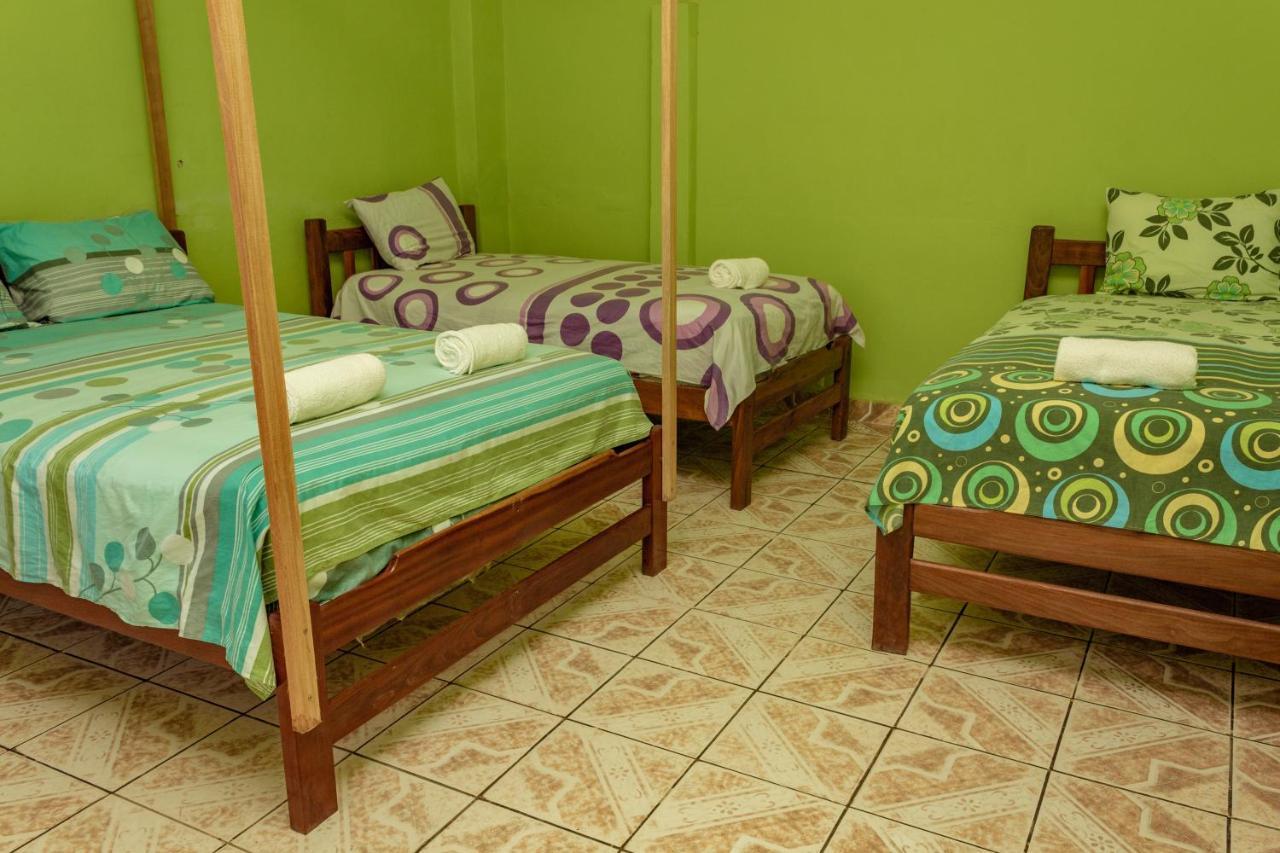 Perezoso Hostel 루레나바케 외부 사진