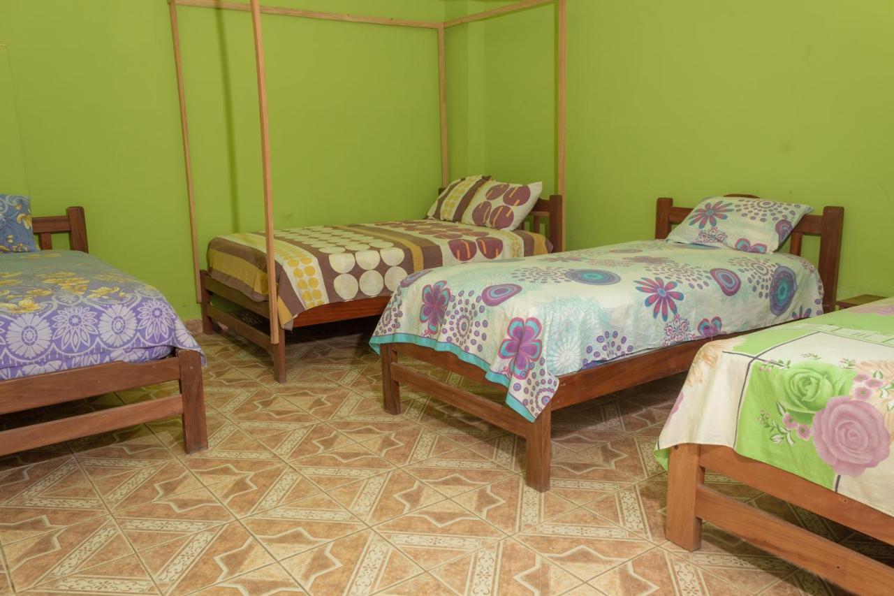Perezoso Hostel 루레나바케 외부 사진