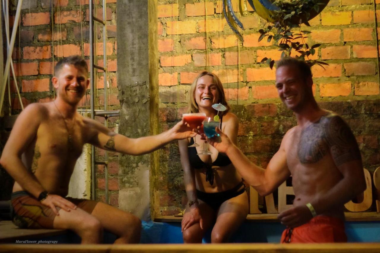 Perezoso Hostel 루레나바케 외부 사진